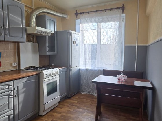 Сдам 1к квартиру 12 квартал пр Богдана Хмельницкого Дніпро