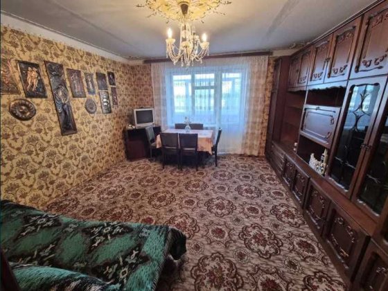 3-кімн. квартира вул. Перемоги, двоспальне ліжко+ дивани, меблі, Житомир