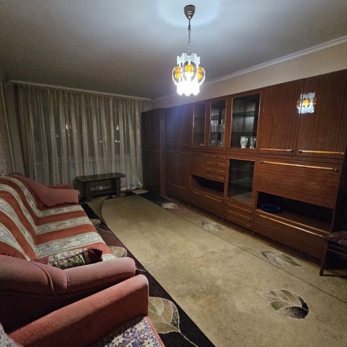 Оренда трьохкімнатної квартири з АО - фото 1