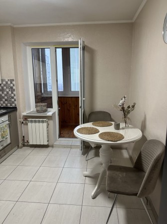 Квартира 3-х кімнатна в деснянському районі - фото 1