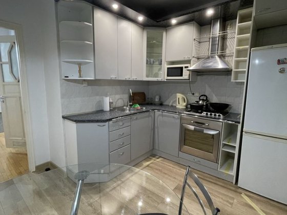 Генерала Воробйова, 3-х кімнатна квартира тільки після косм. ремонту Киев