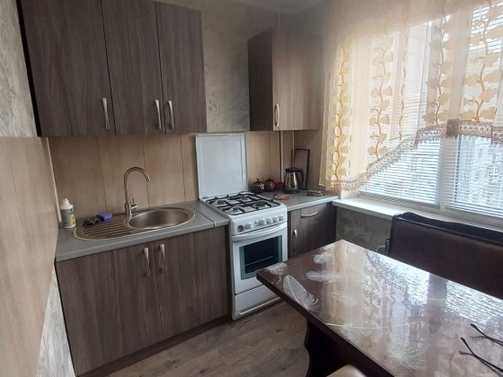 Однокімнатна на 15м світло нк вимикають Запоріжжя