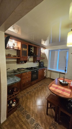 3-ая на Бородинском 2/5 возле Комфорт Сити . Видео обзор. - фото 1