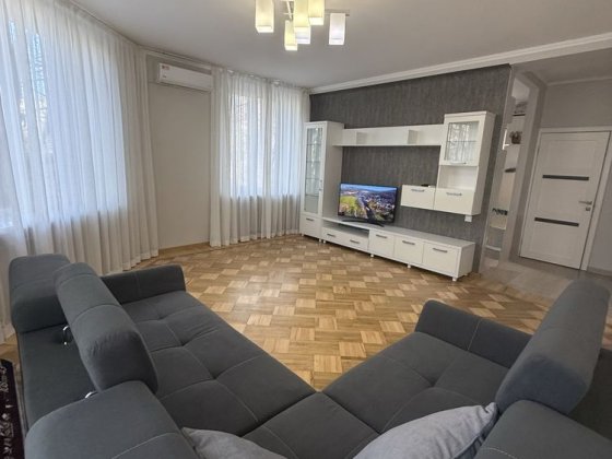 Оренда трикімнатної квартири Львов