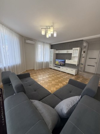 Оренда трикімнатної квартири - фото 1