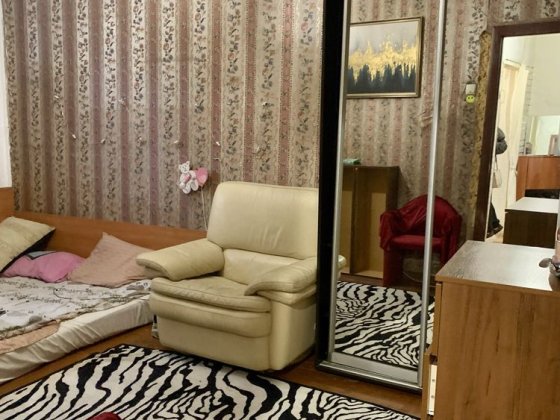 Сдам 2 ком квартиру Александровский р-н ост. Малый рынок