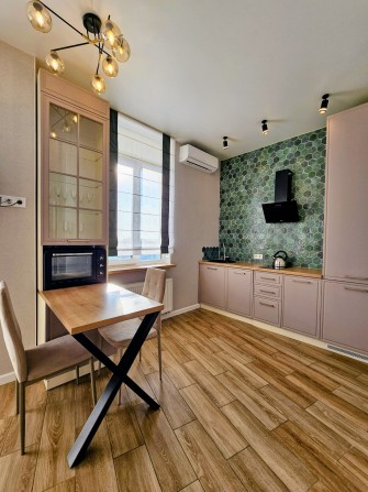 Оренда  видової 1-кімнатної  ЖК Henesi House - фото 1