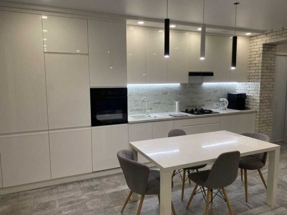 Аренда 1-комнатной квартиры ул. Антоновича, 36 Дніпро