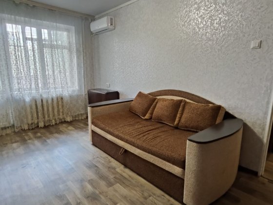 Сдам 1ком квартиру на красном камне Дніпро