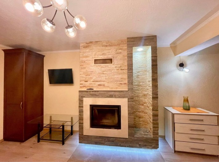 Оренда 3-кім к-ра на вул. Личаківська (бічна Мечникова) +паркомісце - фото 1