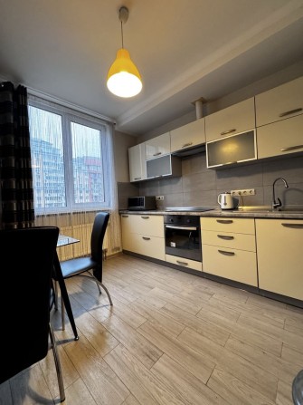 Сдам 1 комн квартиру на Ю.Здановской 50/2 - фото 1