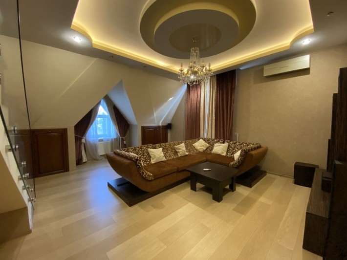 New!!! 3 ком. ул. Болгарская, Гагарина, Нагорка, Центр - фото 1