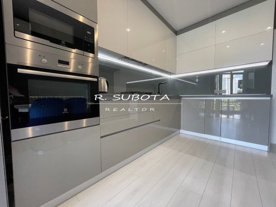 2.к. студия ЖК Ривер Парк 55м2 Виктори Холл Бартоломео Порт Сити