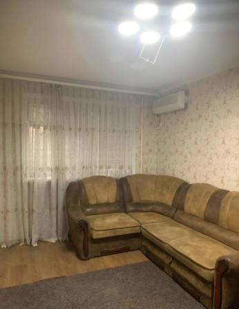 Двохкімнатна квартира біля Фестивальної - фото 1