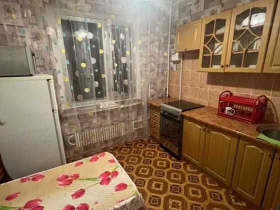 Сдается 1 комн. квартира на Никопольском повороте, 17-й микрорайон Запорожье