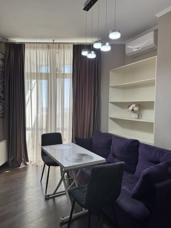 Довгостроково 1-кімнатна квартира на Таірово , ЖК Квітка, вул. Інглезі - фото 1