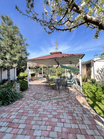 Сдам 1к квартиру в доме на фонтане - фото 1