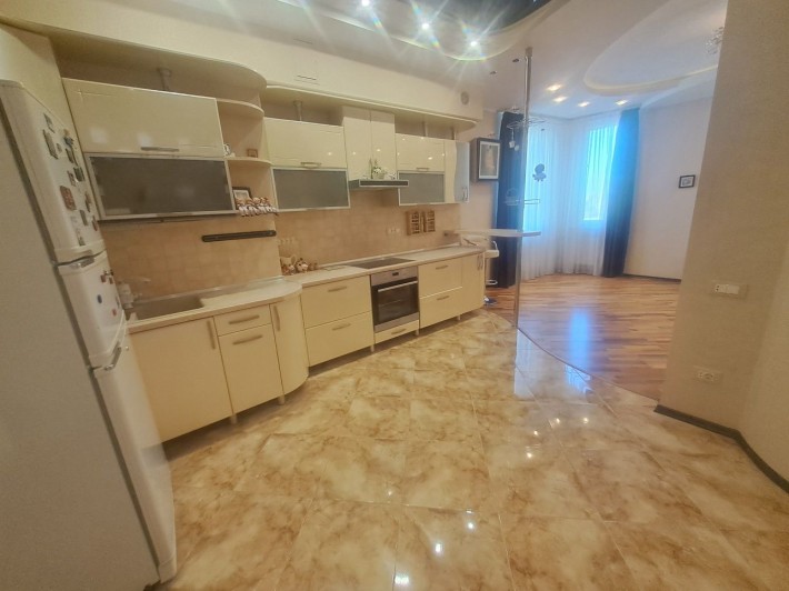 Сдам Пр. Шевченко 4 А ЖК Бочки 2х комнатную  квартиру - фото 1