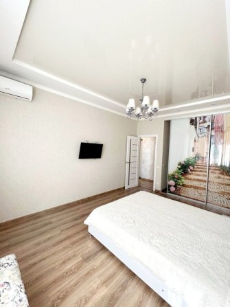 СДАМ! ЖК Мандарин на Канатной ! 1 к. квартира 4-й этаж! - фото 1