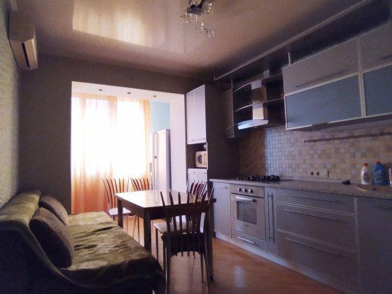 Сдам длительно 1-но комн квартиру  ул Дюковская близость центра Одеса