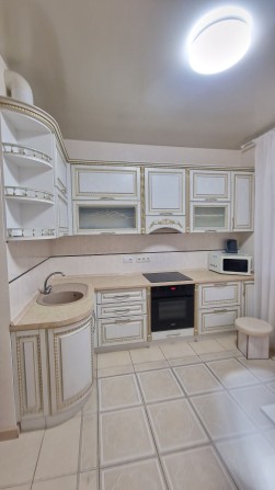 Сдам 1 комн квартиру в ЖК Альтаир.Низкий этаж - фото 1