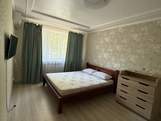 Сдам в 1к квартиры на ул. Квиткы Цысик (быв.Гули Королевой) Дніпро