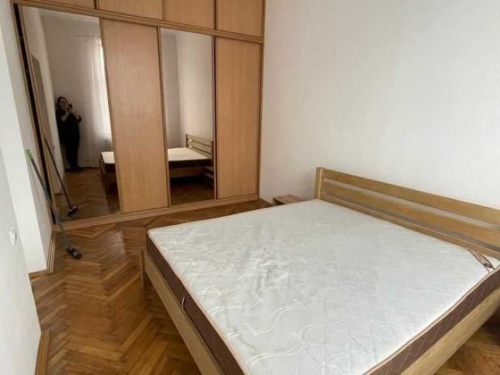 Оренда 2к квартири по вул. Коцюбинського /р-н пл. Франка/ Львів