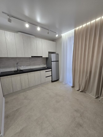 Сдам 1 комнатную ЖК Птичка - фото 1