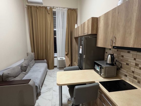 Сдам квартиру двухуровневую Воробьевы Горы, метро Академика Павлова Харків