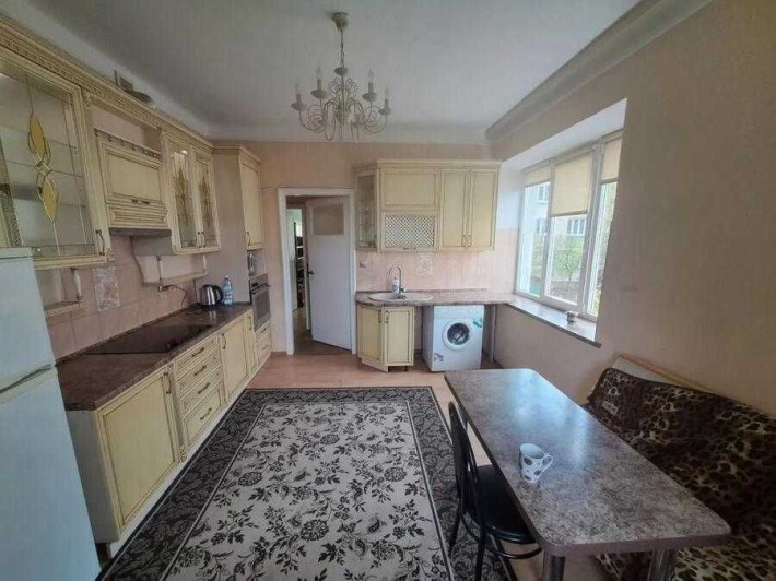 Оренда 2 кім. квартири по вул. Смаль Стоцького - фото 1