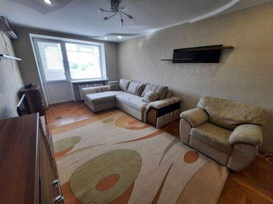 Сдам 3-к квартиру Тополь-1  Запорожское шоссе Днепр