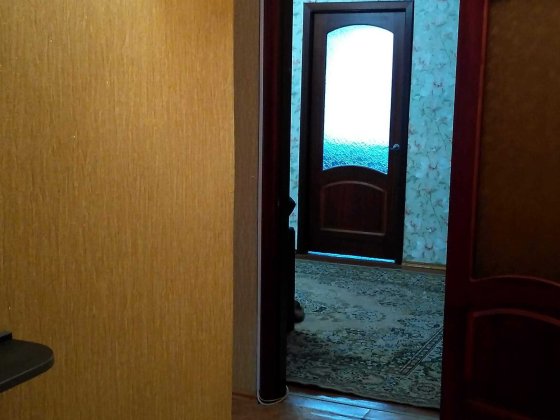 Сдам 2 комнатную квартиру на прПоля ( верх) Днепр