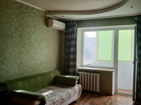 Сдам 1 кв. ХТЗ пр. Александровский, 103 этаж4/5 Харків