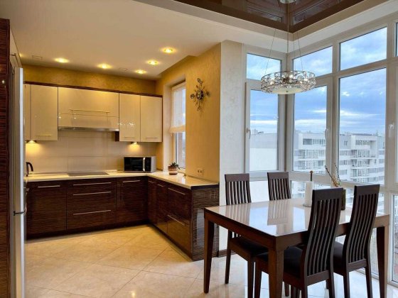 Оренда затишної 3-кімнатної квартири в новобудові вул. Панча 18В Львов