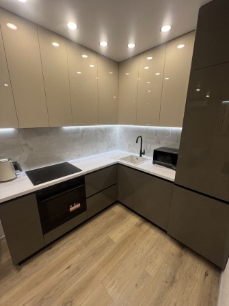 Новая! Сдам евро-двушку ЖК левада 2. 47м2 - фото 1