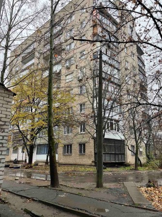 Здаю 2 кім ( Південна 47 ) ; 5/ 9 цегляного з окремими кімнатами - фото 1