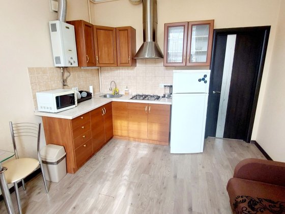 Здам 1-но кімнатну квартиру у центрі  за адр пр. Дмитра Яворницько 54. Дніпро