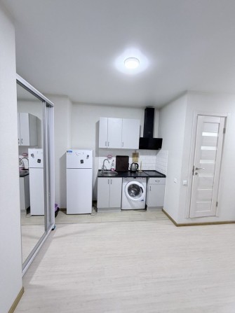 Сдам студийную квартиру в ЖК Дмитриевский - фото 1