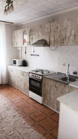 Сдаётся 3хкомнатная квартира в центре Корабельного - фото 1