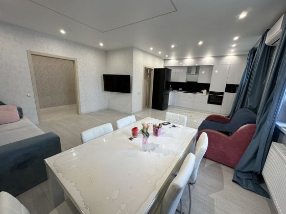 Аренда видовой 3-ки Архитектора Старова генерптор, скважина, генератор