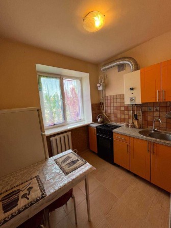 Сдам 2 к/к в Лесках, ул. Логинова - фото 1