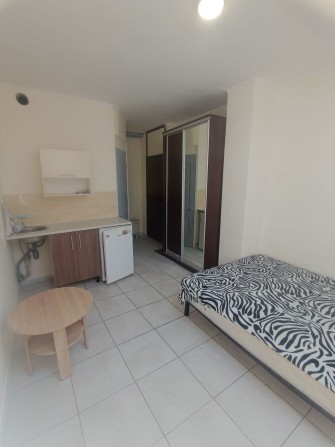 Сдам 1 комн кв студию метро Защитников Украины, просп Героев Харькова - фото 1