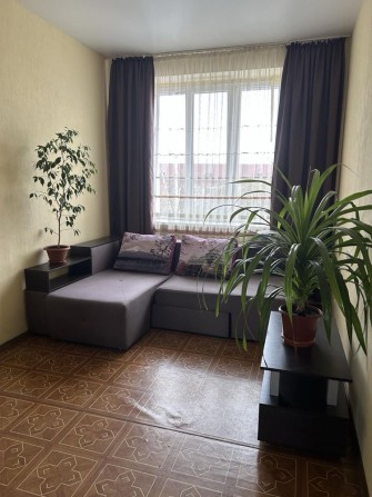 Сдам хорошенькую 1к кв в ЖК, район Холодная гора - фото 1