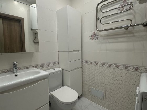 Аренда защитников спортивная коный 1к  Героев харькова 131г Харків