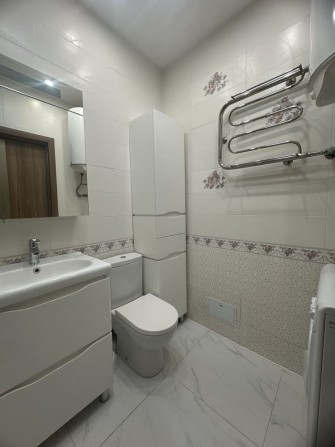 Аренда защитников спортивная коный 1к  Героев харькова 131г - фото 1