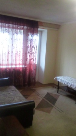 Сдаю в аренду 2-х квартиру ул. Космонавтов, ост. "Рассвет" - фото 1