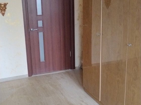 Двухкомнатная квартира на площади Победы. 5-й этаж пятиэтажного дома. Миколаїв