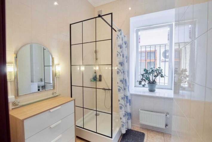 Сдам свою 2- ком. кв. в историческом центре Одессы - фото 1