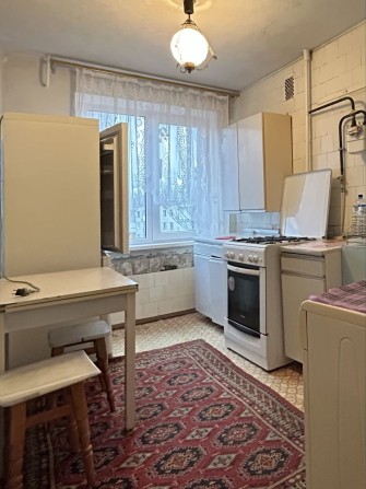 Двокімнатна квартира в районі Площі Перемоги - фото 1