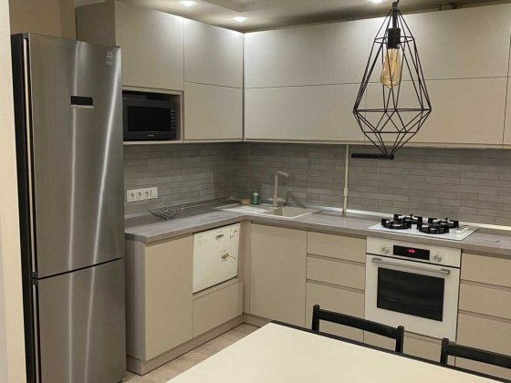 Сдам 3 к. квартиру Роганский Жилмассив, сотрудничаю Харків